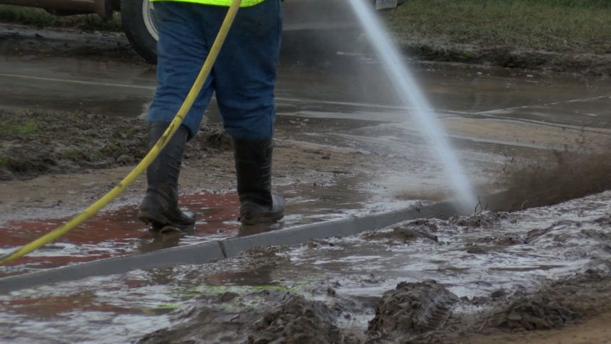 5PM PKG - SOUTH COUNTY FLOODING.00_00_12_10.Still001