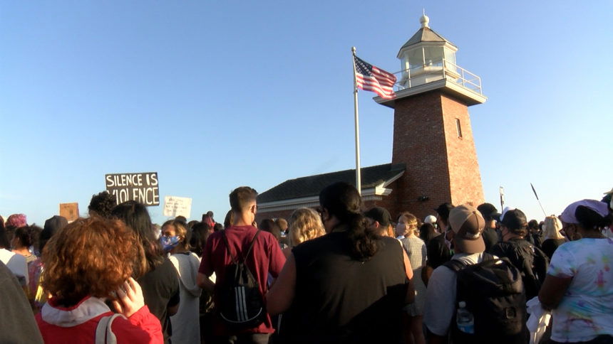 santa cruz protest photo