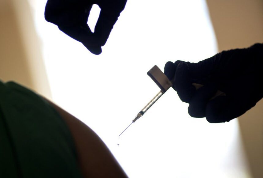 rhode island covid vaccination