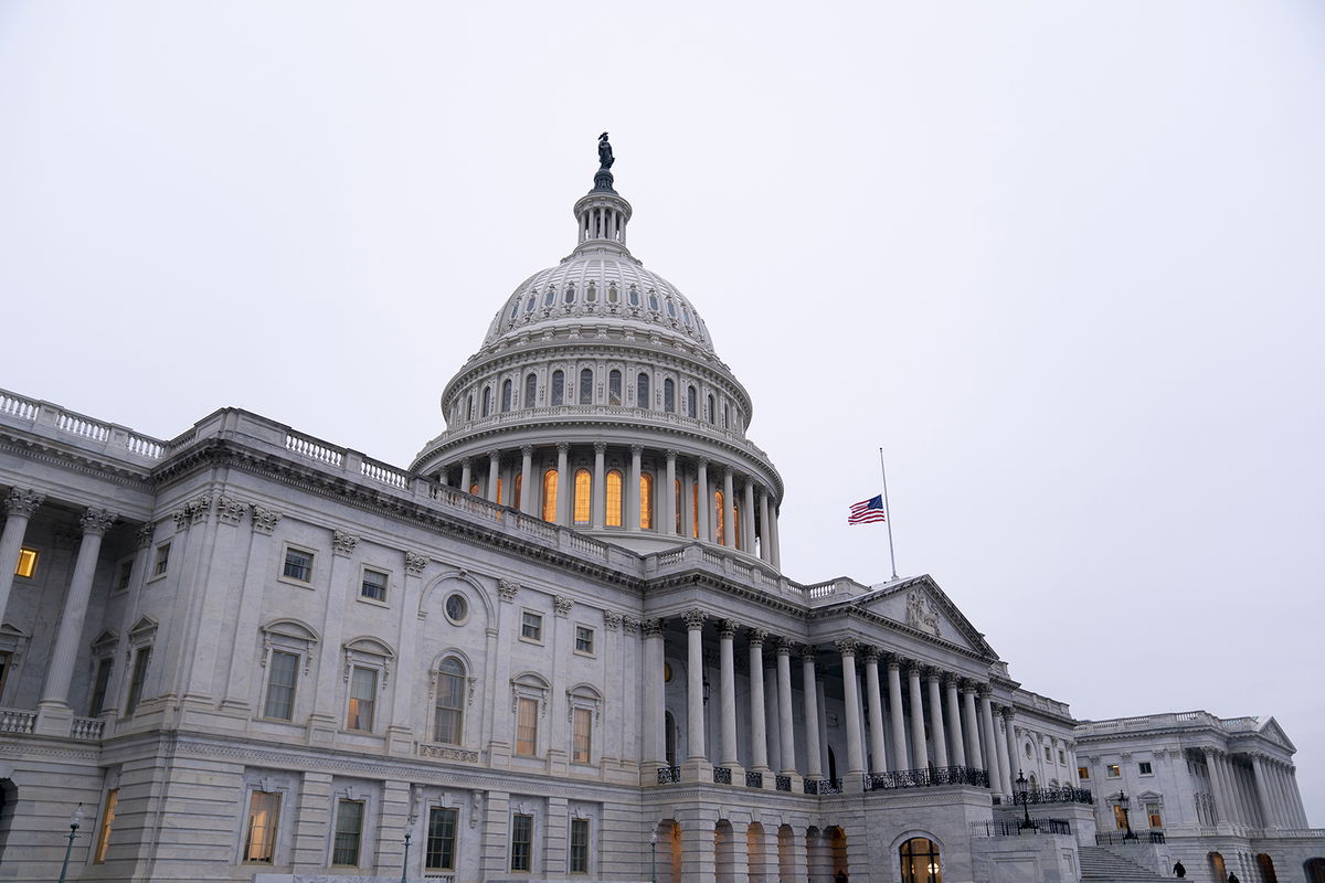 A review of US Capitol security in the wake of the January 6 insurrection is set to recommend adding more than 1,000 police officers, a dedicated quick reaction force and retractable fencing.