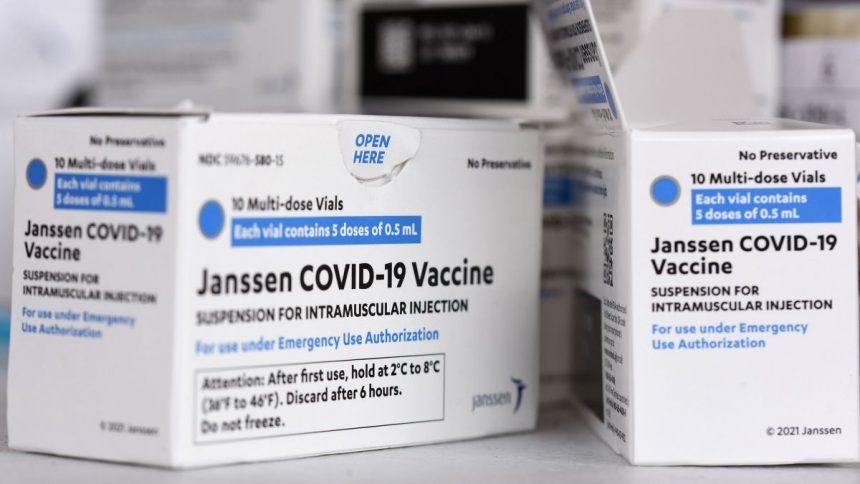 https___cdn.cnn_.com_cnnnext_dam_assets_210414014905-johnson-johnson-vaccine-0410-restricted