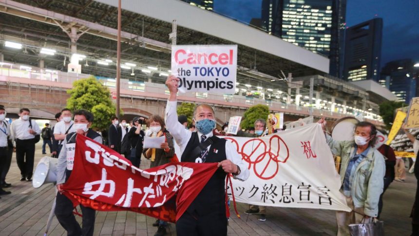 https___cdn.cnn.com_cnnnext_dam_assets_210518120208-02-tokyo-olympics-protest-0517