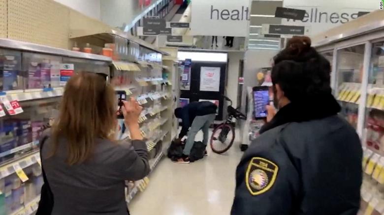 Cell phone footage from Monday captured a brazen shoplifting incident at a Walgreens store in San Francisco.