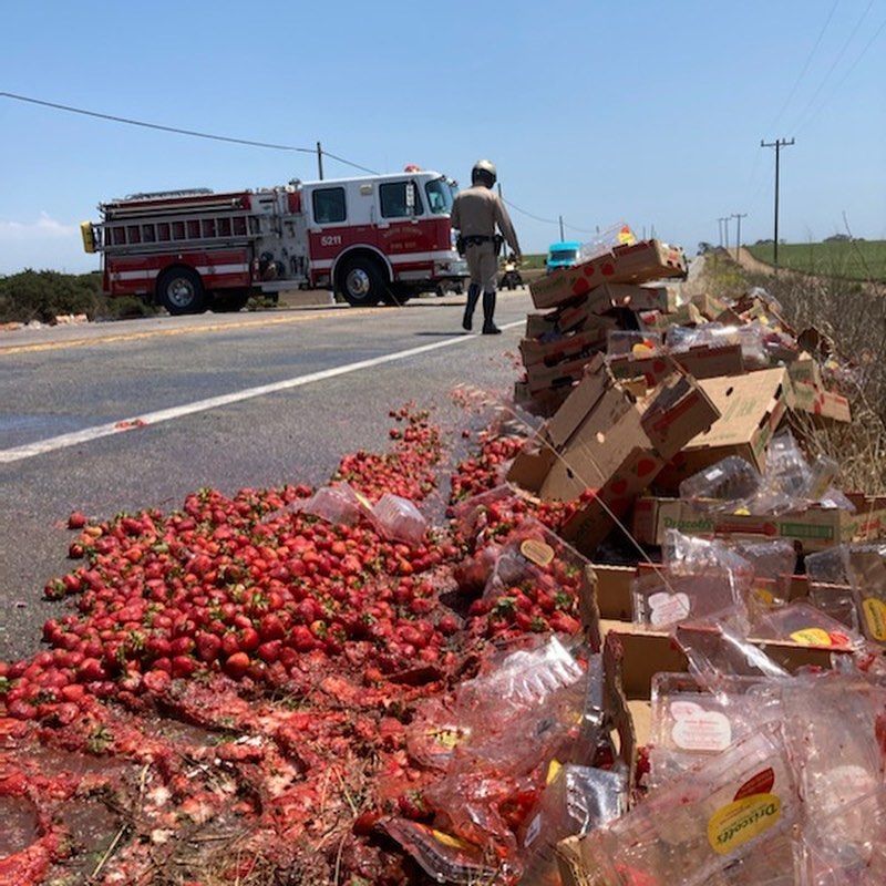 strawberry truck crash highway 1