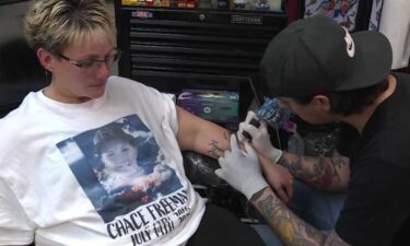 Tattoo artist Beau Wofford donated all of th money he earned on July 24 to a famly who had three children die in a Kansas City