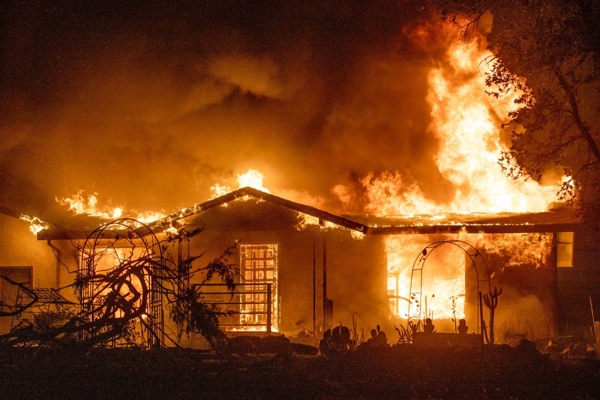 Incendio de Casas. (Imagen para fines ilustrativos) 