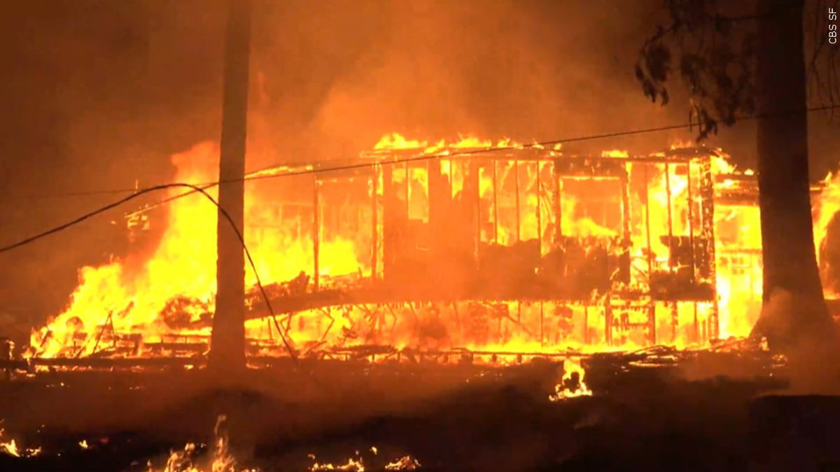 A view of the Caldor Fire in El Dorado County, California, grows to Grizzly Flats Area, Photo Date: August 17, 2021