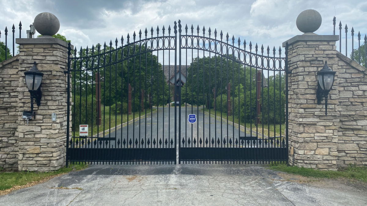 <i>US Attorney's Office for the Eastern District of New York</i><br/>An undated photo provided by prosecutors shows the gates of R. Kelly's Olympia Fields house