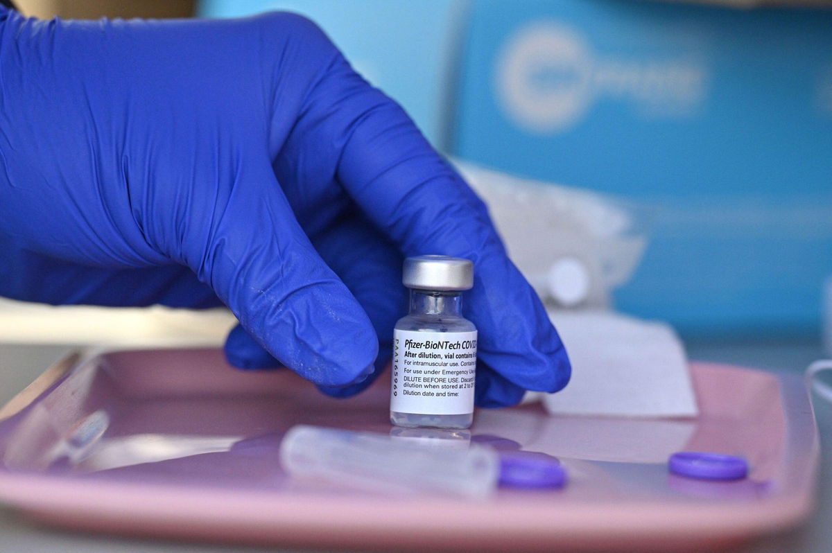 <i>Robyn Beck/AFP/Getty Images</i><br/>New York Gov. Kathy Hochul signs an executive order to address potential health care worker shortages as vaccine mandate begins. Pictured is a vaccine clinic in Los Angeles