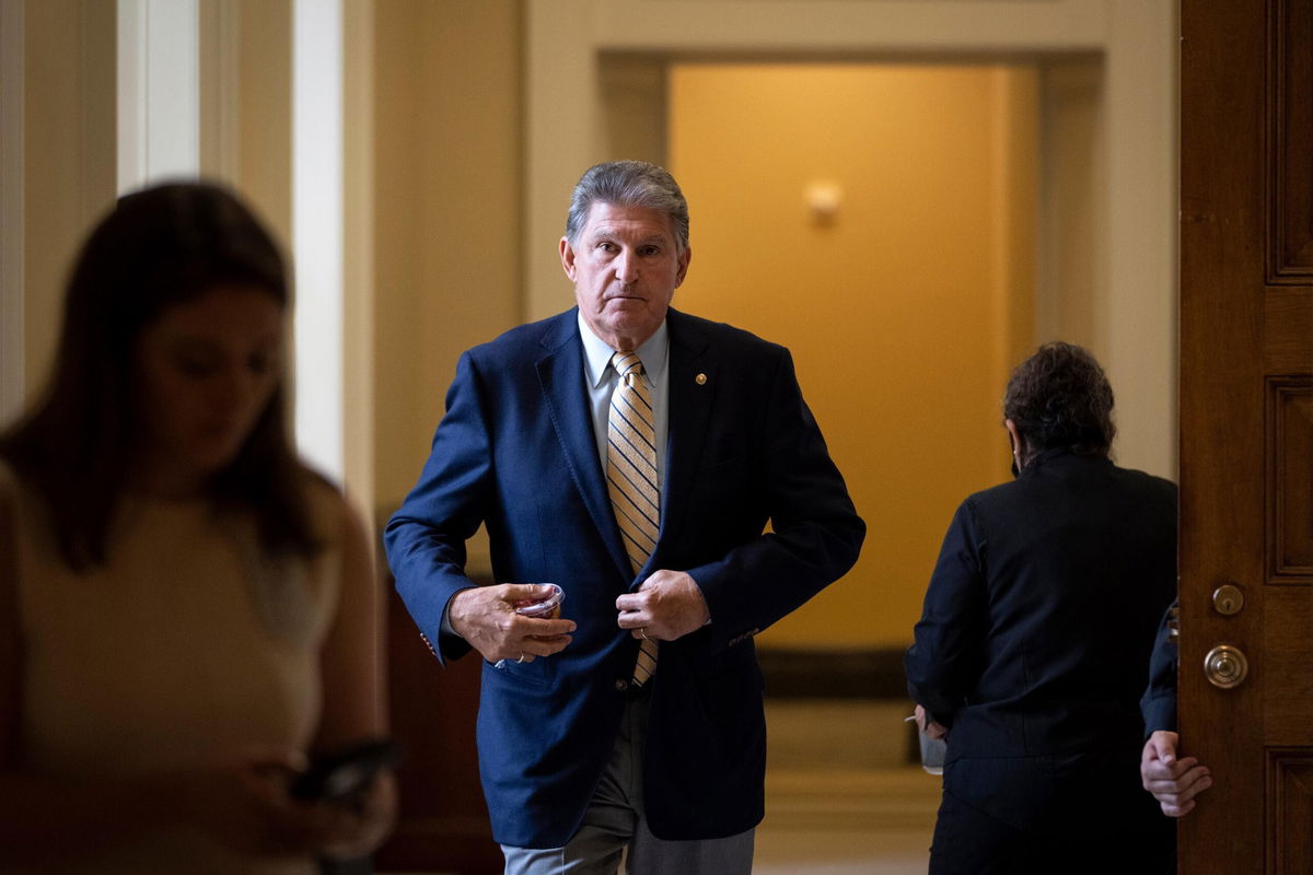 <i>Drew Angerer/Getty Images</i><br/>Sen. Joe Manchin