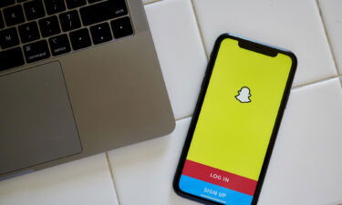 Snapchat's parent company crossed $1 billion in quarterly revenue for the first time ever