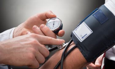 High blood pressure in young adults is linked to smaller brain size and increased risk of dementia