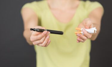 Using e-cigarettes and other tobacco products to keep from relapsing to cigarettes doesn't appear to be effective