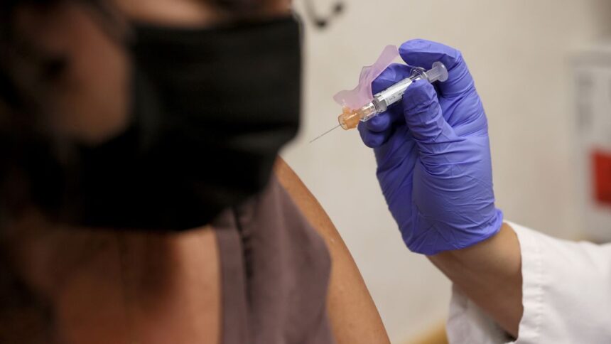 https___cdn.cnn_.com_cnnnext_dam_assets_211118140858-us-flu-season-vaccination-0910