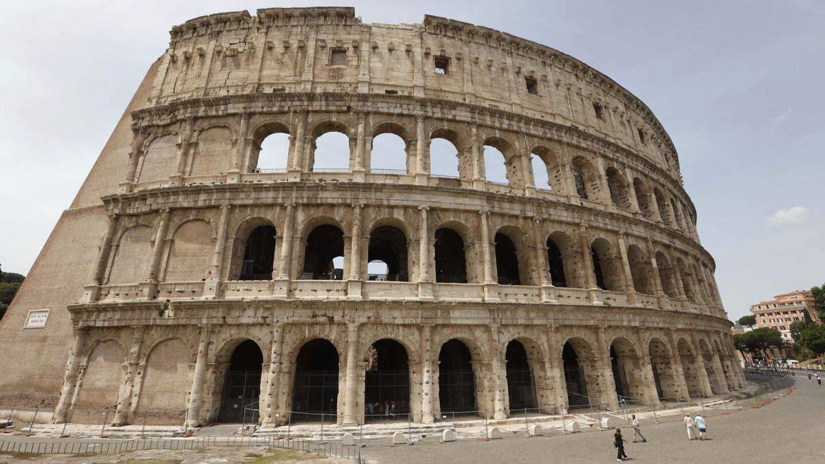 <i>Riccardo De Luca/Anadolu Agency/Getty Images</i><br/>The tourists had a drinking session under one of the famous arches