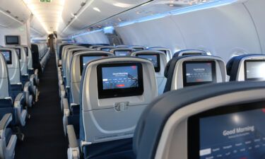 Peloton is partnering with Delta Air Lines to bring some of its classes to the airline's in-flight entertainment systems.