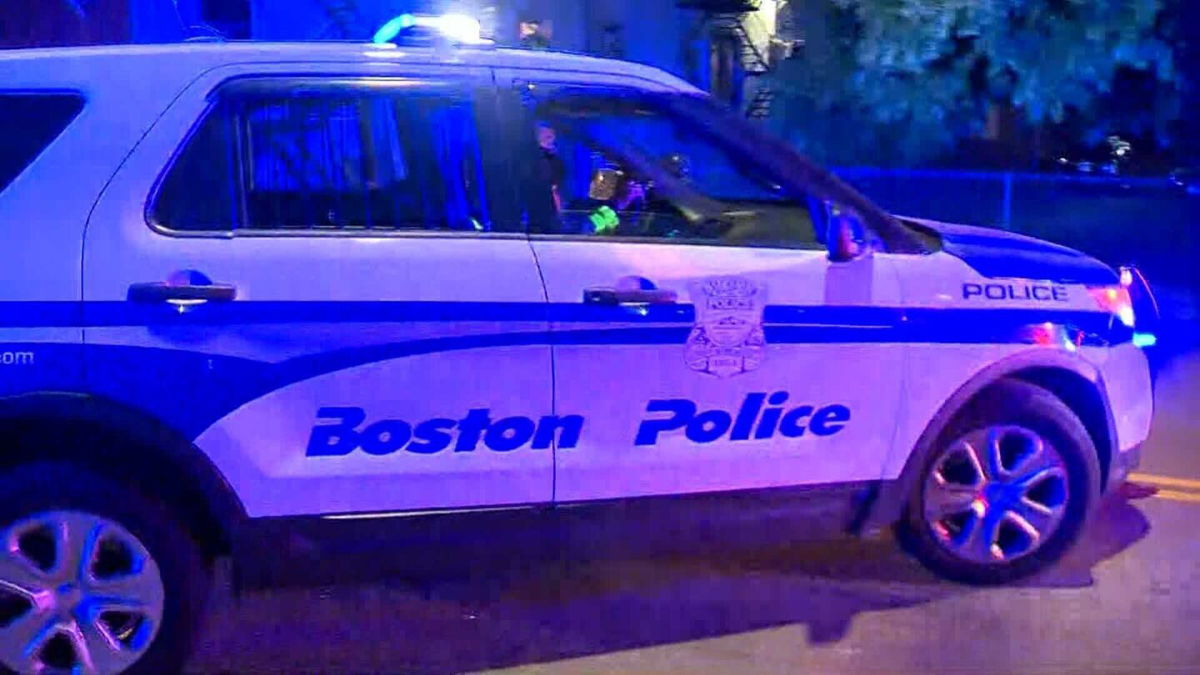 <i>WCVB</i><br/>A Boston man is arrested in attempted kidnapping outside a Massachusetts elementary school.