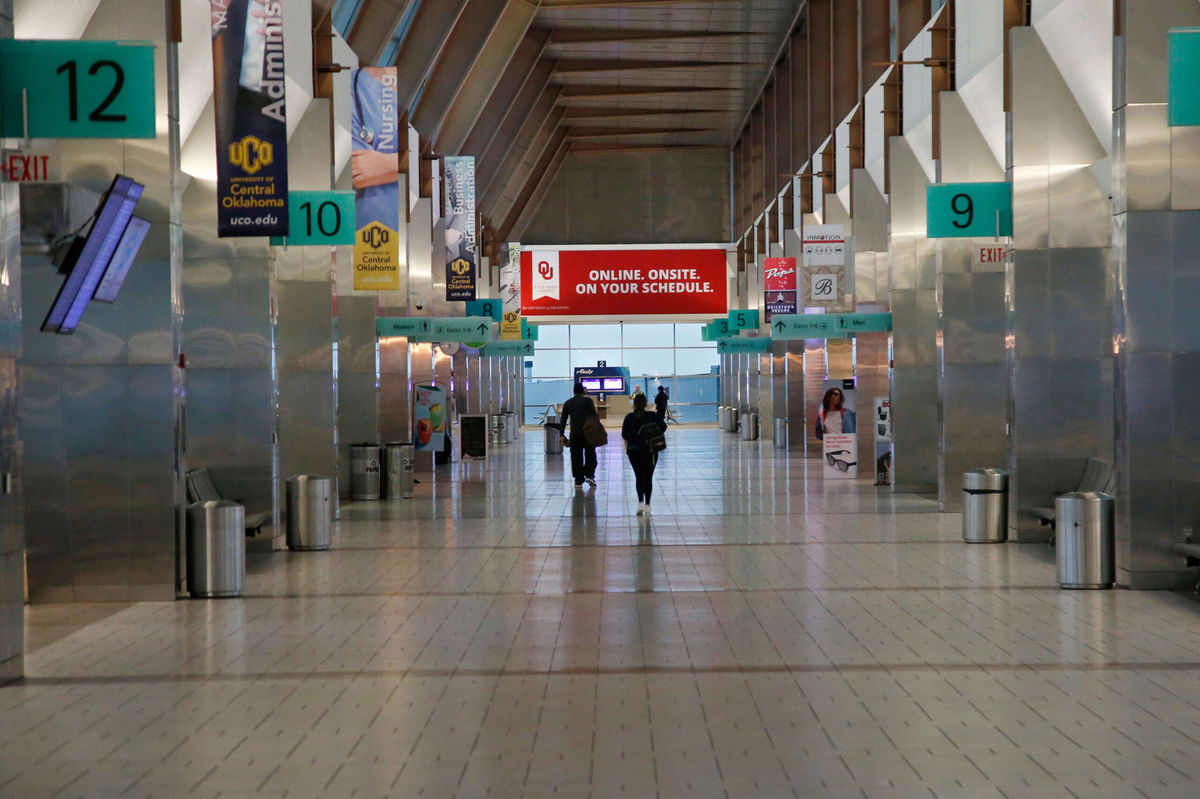 <i>Sue Ogrocki/AP</i><br/>A flight made an emergency landing at Will Rogers World Airport in Oklahoma City after an unruly passenger allegedly assaulted a flight attendant and air marshal.