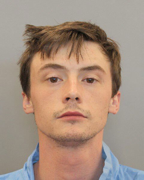 <i>Houston Police Department</i><br/>Ryan Mitchell Smith was arrested and charged with robbing two people