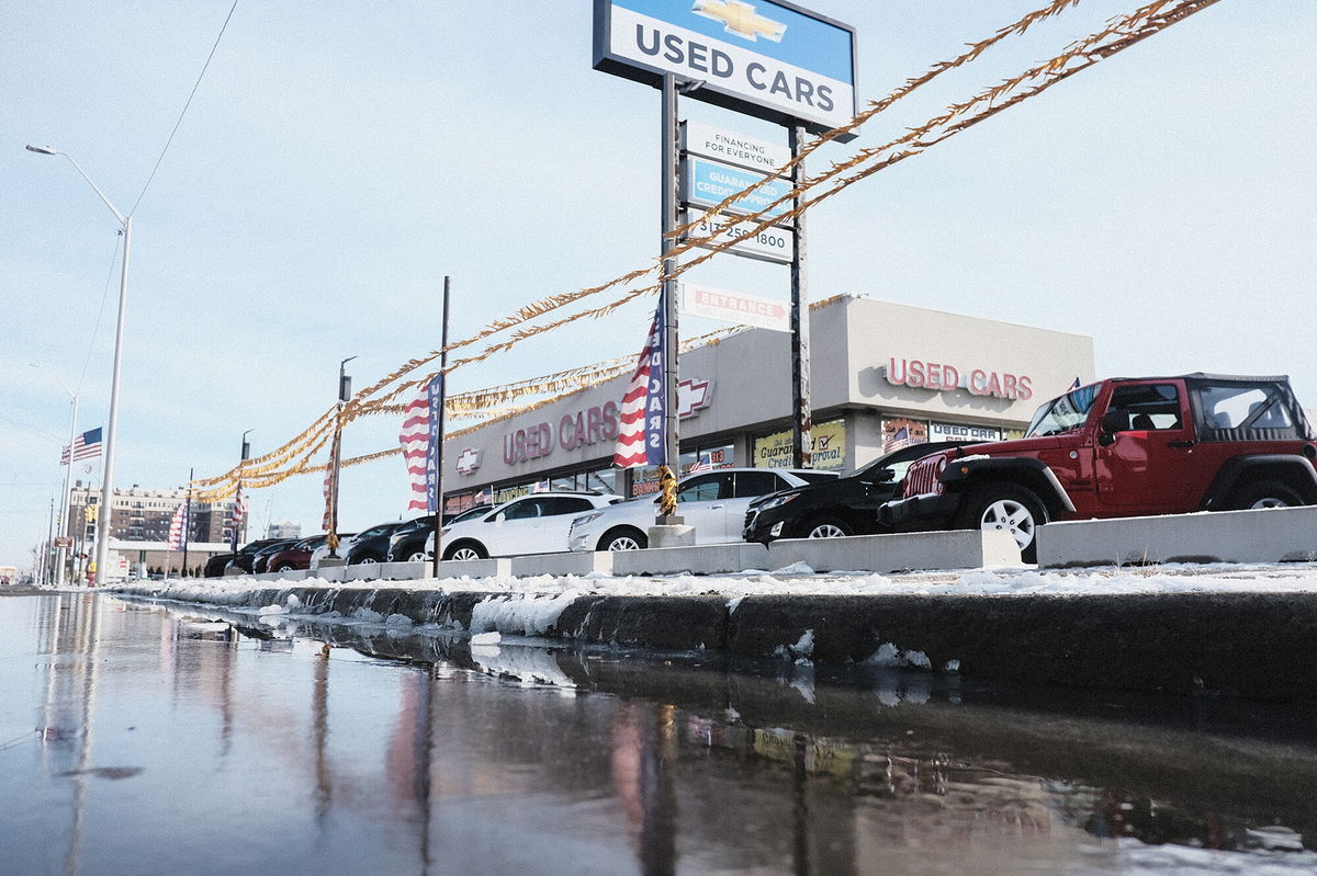 <i>Matthew Hatcher/Bloomberg/Getty Images</i><br/>Wages are not keeping up with inflation