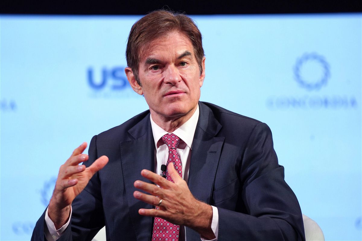 <i>Leigh Vogel/Getty Images</i><br/>Dr. Mehmet Oz speaks during the 2021 Concordia Annual Summit - Day 2 on September 21