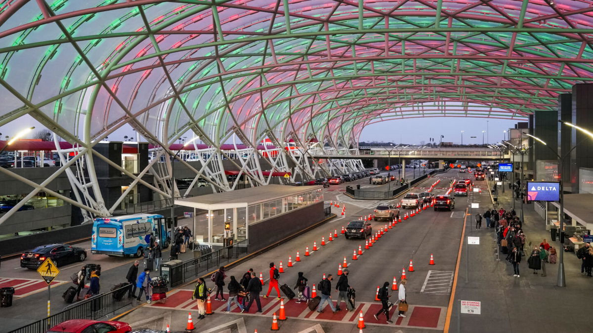 <i>Elijah Nouvelage/Reuters</i><br/>Georgia's Hartsfield-Jackson Atlanta International Airport reclaimed its title of world's busiest airport for passenger traffic in 2021