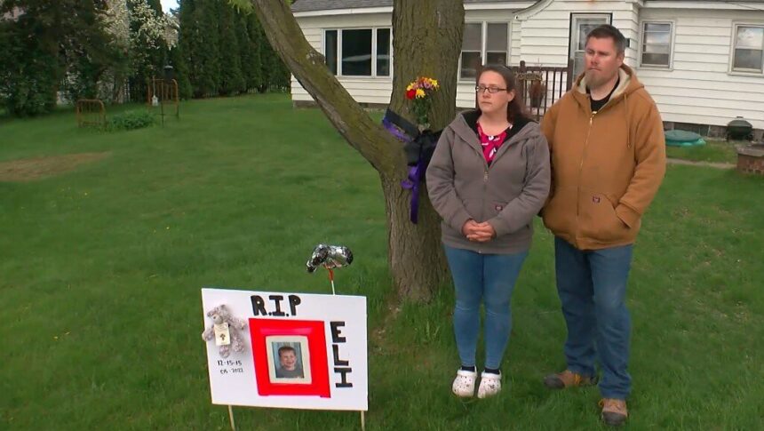 <i>WCCO</i><br/>Six-year-old Eli Hart's family is continuing to share the feelings of grief and frustration they say have persisted since the boy was found dead in a car trunk near Orono Friday morning.