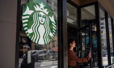 Starbucks stores across the country are voting to unionize.