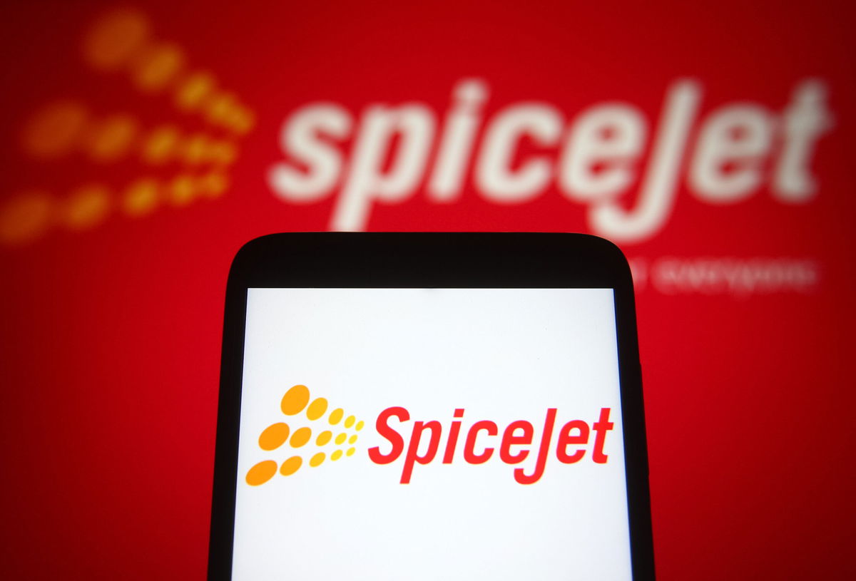 <i>Pavlo Gonchar/SOPA Images/Shutterstock</i><br/>India's SpiceJet is under investigation after severe turbulence injures passengers.