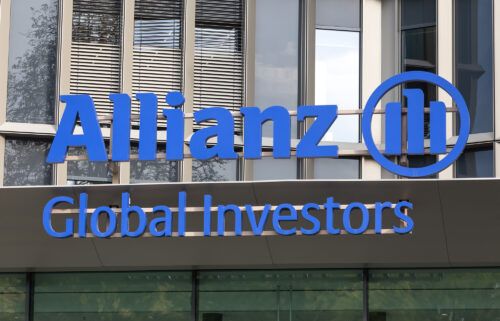 A US division of German insurance firm Allianz will pay more than $6 billion for what US investigators called a "massive fraudulent scheme" that involved the investments of public pensions