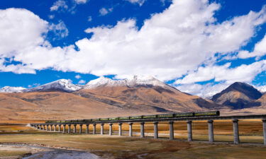 The Qinghai-Tibet Railway is sometimes called the "Railway to Heaven."