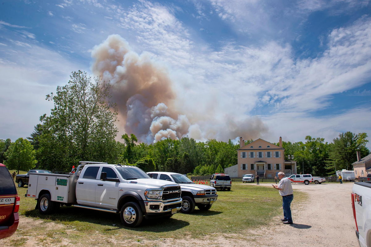 <i>Dave Hernandez/NJ Advance Media/AP</i><br/>The fire is now 85% contained