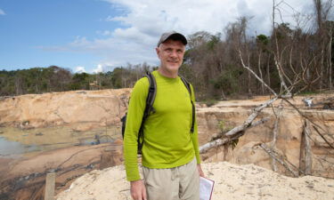 Phillips visiting a mine in Roraima State