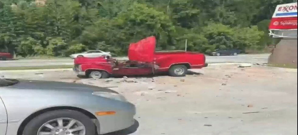 <i>WGCL</i><br/>The man who crashed into multiple cars at a gas station in Paulding County and then shot himself has been identified as 30-year-old Christopher David Coleman of Paulding County.