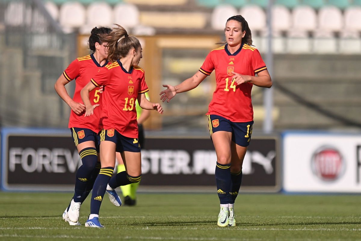 Women's FA Cup: sold-out Wembley establishes final as national