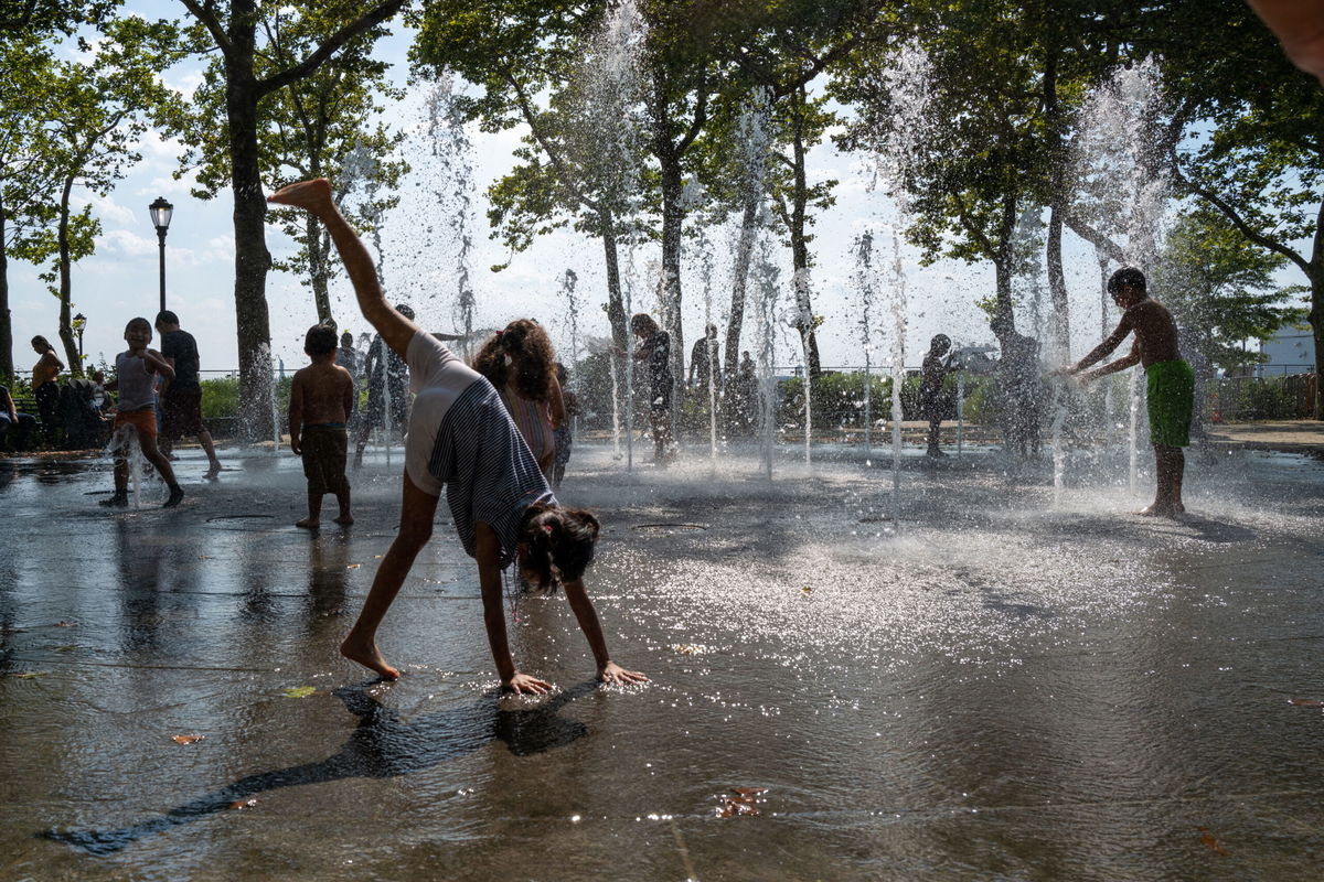 <i>Spencer Platt/Getty Images</i><br/>As an oppressive heat wave spreads across the United States -- and shows no sign of slowing until at least through the weekend -- local leaders across the country are urging extreme caution.