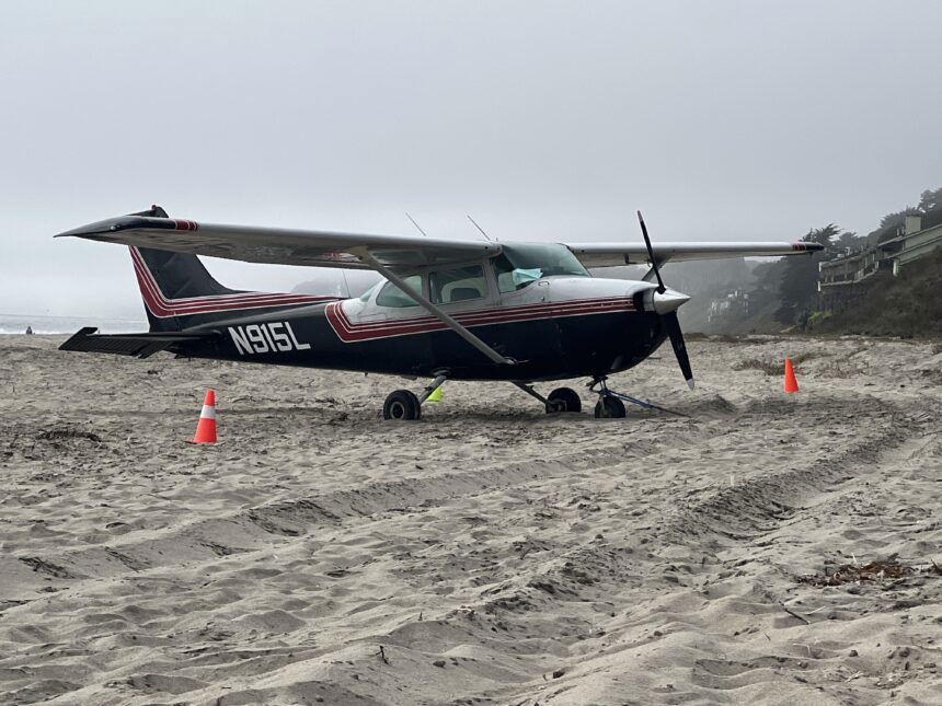 Plane landed on Manresa State Beach