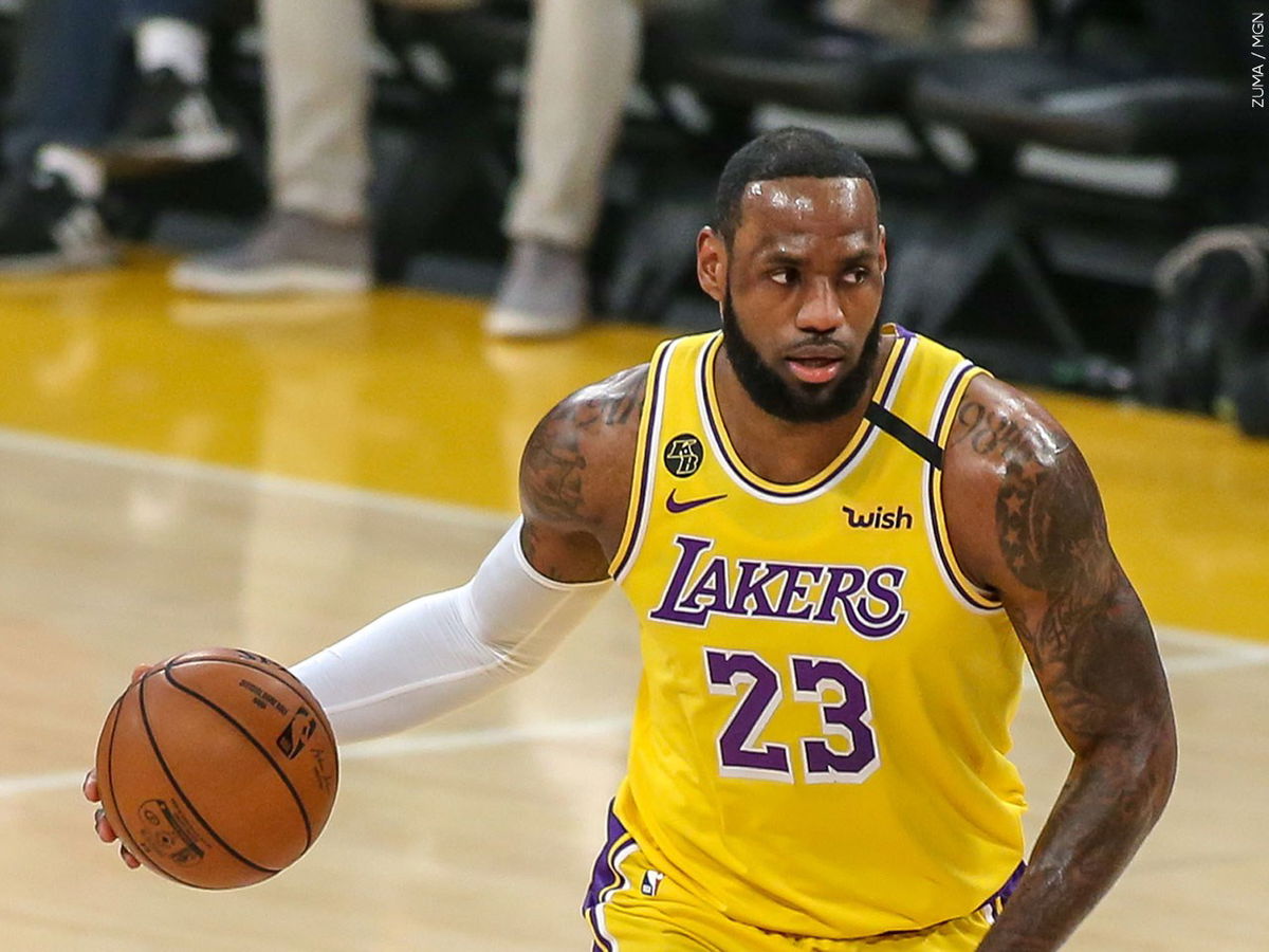 LeBron James agrees to $97 million contract extension with Lakers