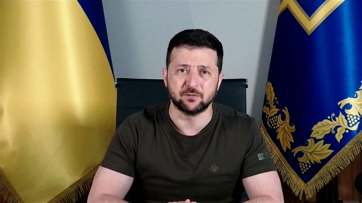 <i>CNN</i><br/>Zelensky said the constitution cannot be changed during wartime