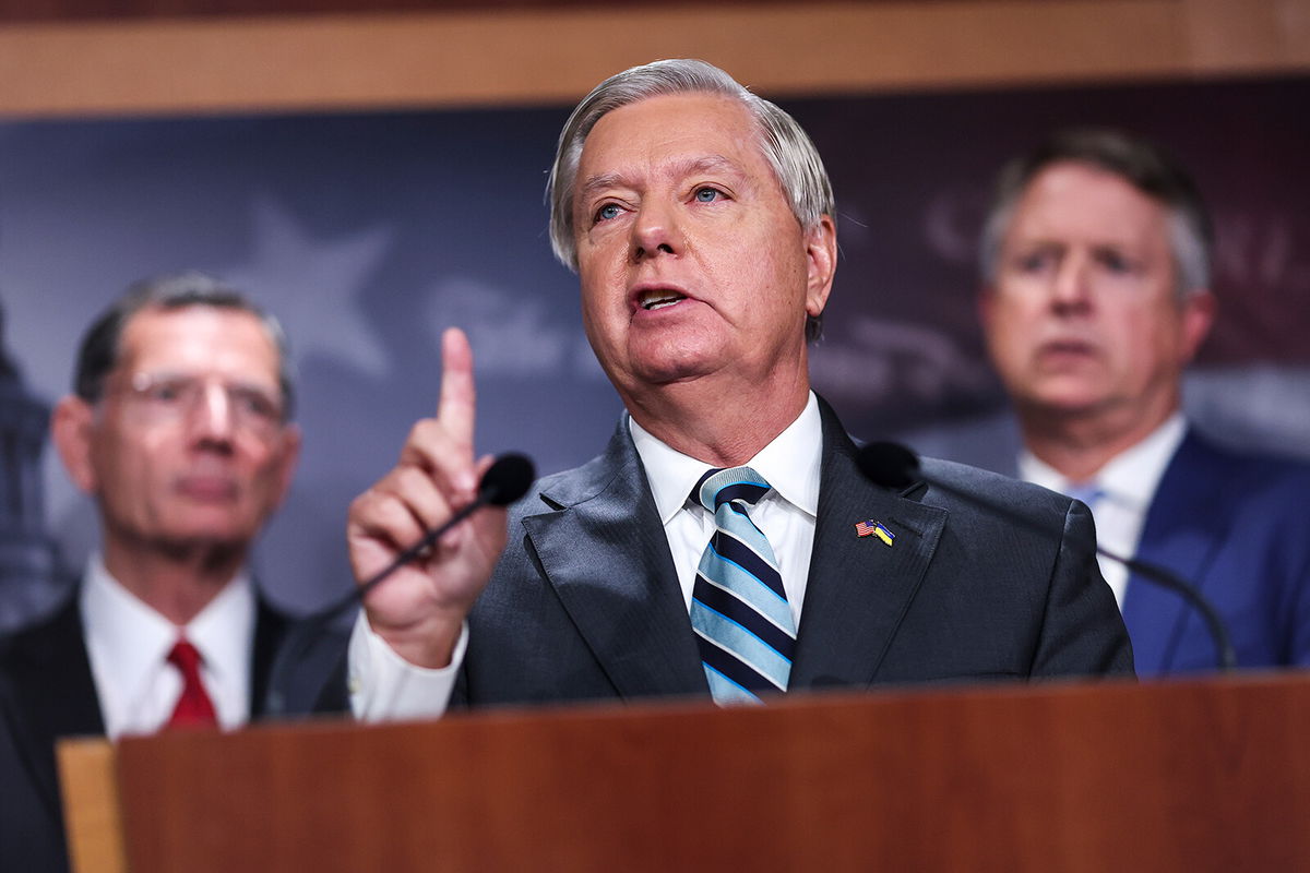 <i>Kevin Dietsch/Getty Images</i><br/>Sen. Lindsey Graham on August 24 told a federal court that it should bar a grand jury's questioning of the South Carolina Republican 