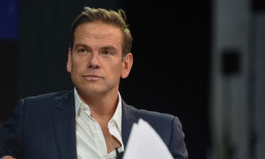 Lachlan Murdoch sues Australian outlet over article linking the Fox News dynasty with Jan. 6.