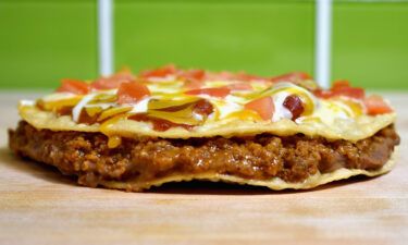 Taco Bell's Mexican Pizza sold like hotcakes in the second quarter.