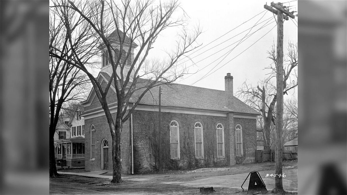 <i>Courtesy Colonial Williamsburg</i><br/>The First Baptist Church structure in Williamsburg