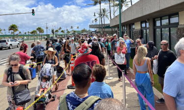 Long security lines are seen outside the Kahului airport in Maui