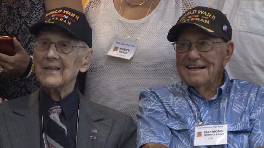 <i>KETV</i><br/>Myron Roker (left) and Ray Terwillegar have become friends since attending the reunion of their infantry regiment.