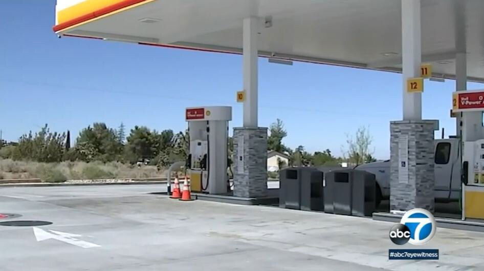 <i>KABC</i><br/>Two men were arrested after allegedly stealing hundreds of gallons of gasoline from two high desert gas stations.