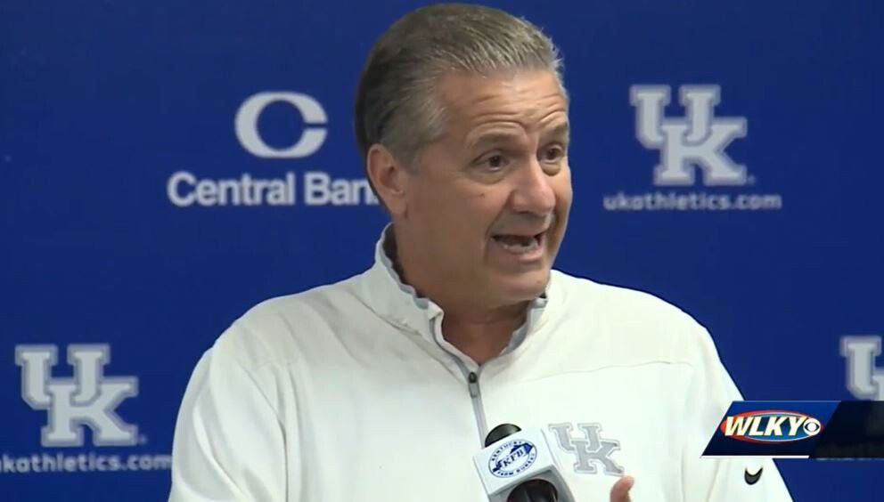 <i>WLKY</i><br/>Coach Cal