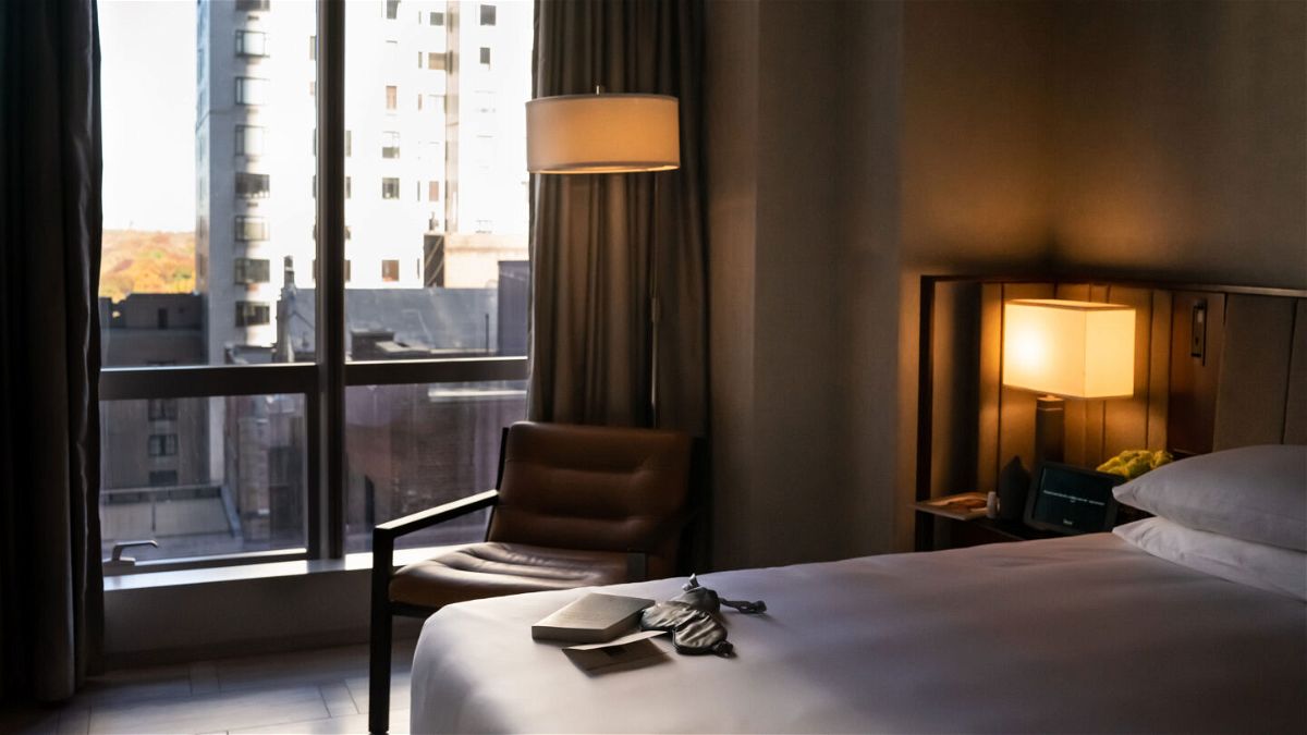<i>Park Hyatt New York</i><br/>People who sleep 5 hours or less a night face higher risk of multiple health problems as they age
