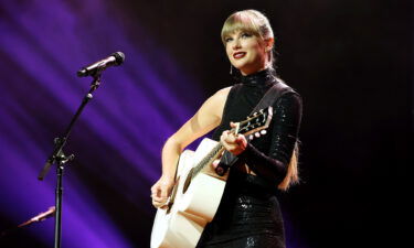 Taylor Swift performs onstage during NSAI 2022 Nashville Songwriter Awards in Nashville