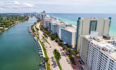 The Miami Beach City Commission on October 26 voted unanimously to prohibit discriminatory practices "based on the texture or style of a person's hair